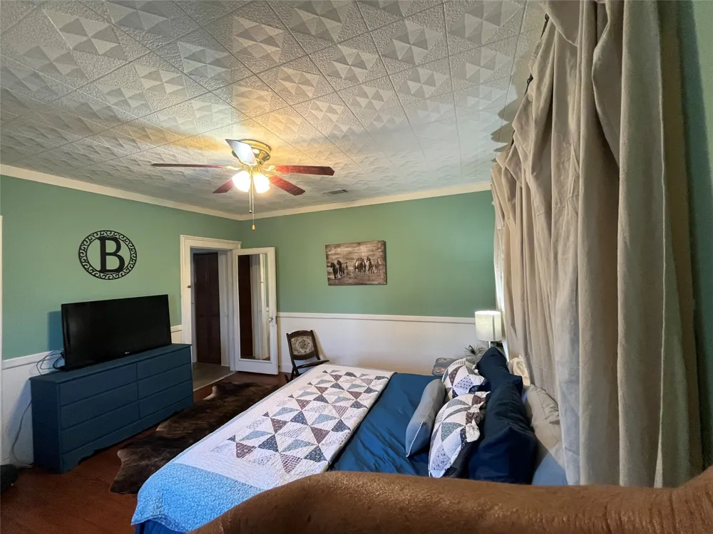 12613 State Highway 36 E Cross Plains, TX 76443