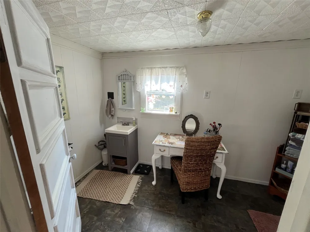 12613 State Highway 36 E Cross Plains, TX 76443