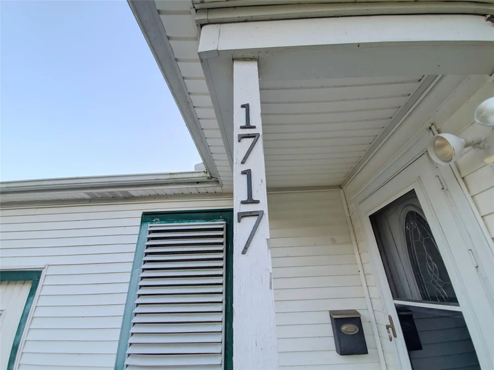1717 Hawthorne Street La Marque, TX 77568