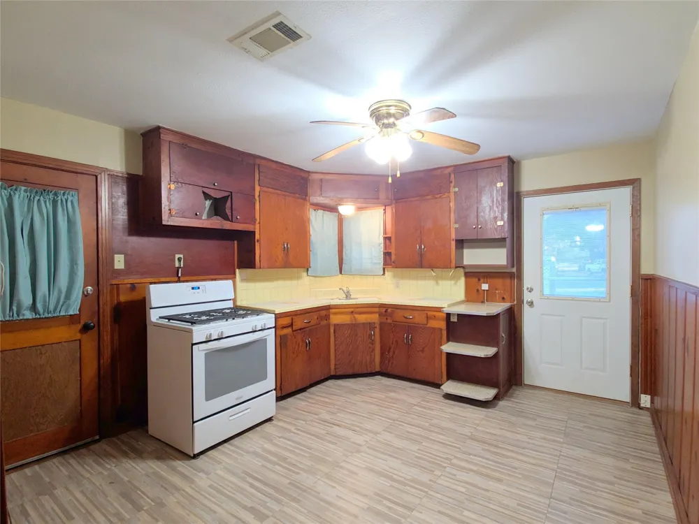 1717 Hawthorne Street La Marque, TX 77568