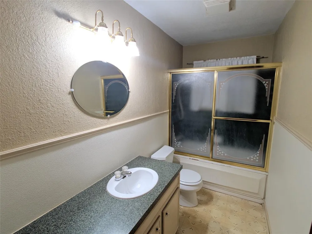 1717 Hawthorne Street La Marque, TX 77568