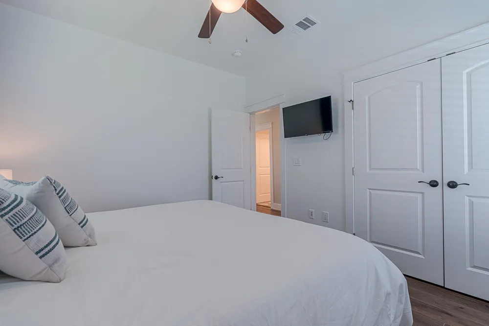 11642 Sea Butterfly Galveston, TX 77554