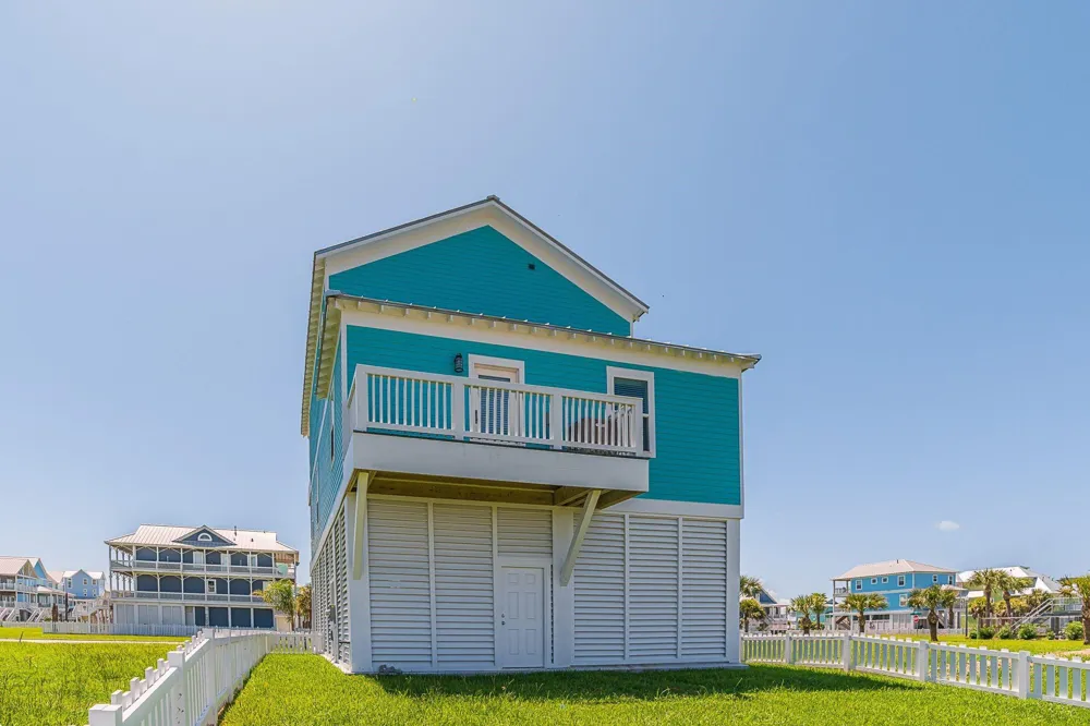 11642 Sea Butterfly Galveston, TX 77554