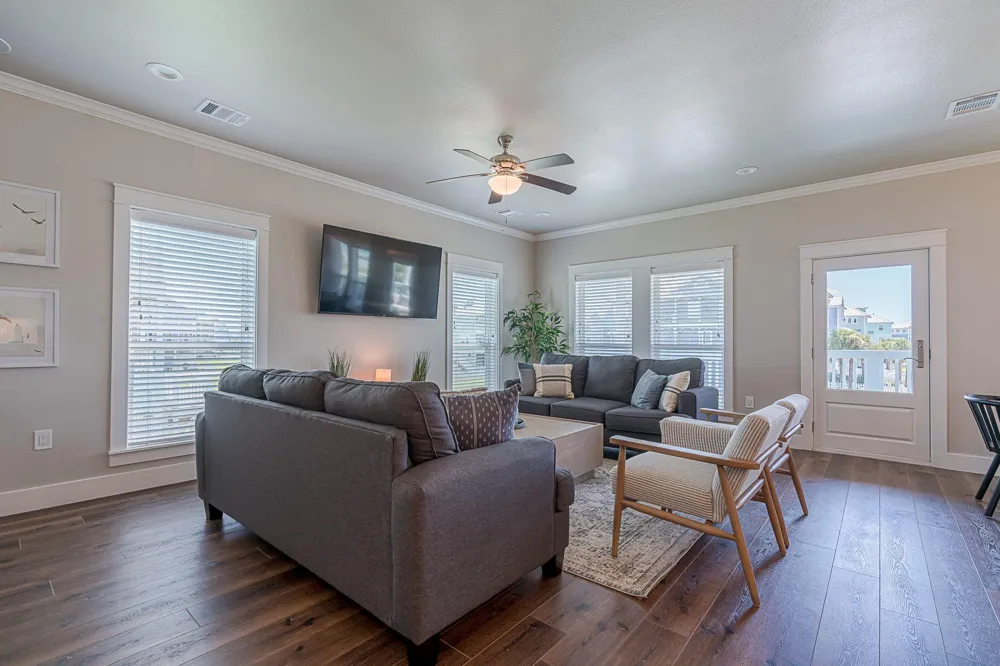11642 Sea Butterfly Galveston, TX 77554