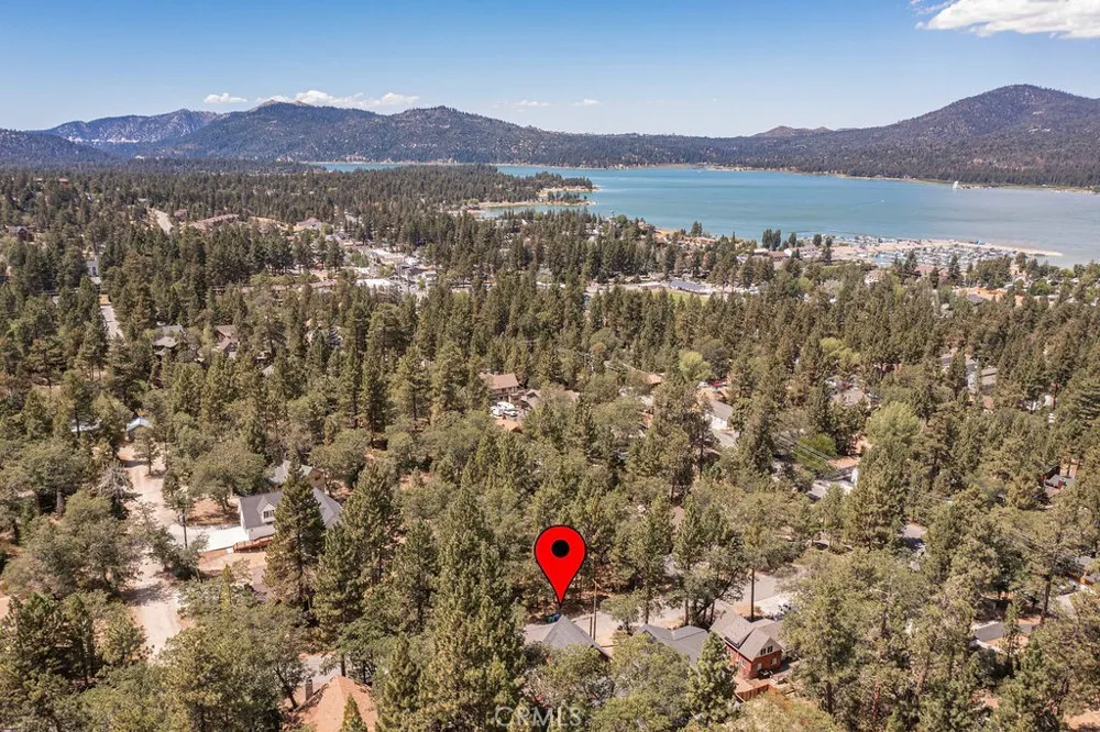 793 Knight Big Bear Lake, CA 92315