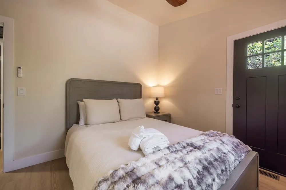 793 Knight Big Bear Lake, CA 92315