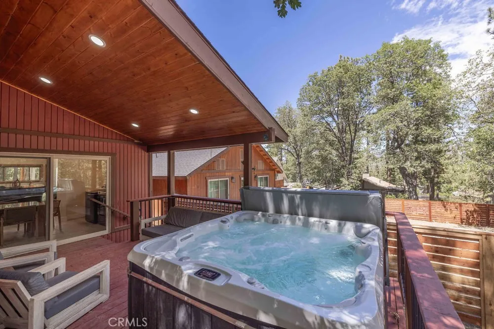 793 Knight Big Bear Lake, CA 92315