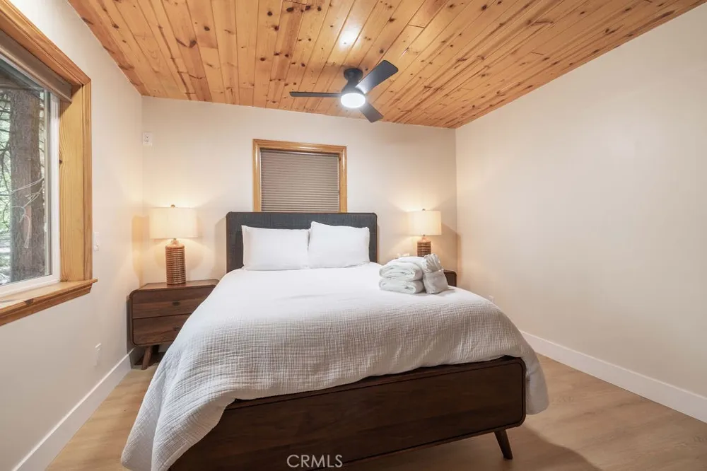 793 Knight Big Bear Lake, CA 92315
