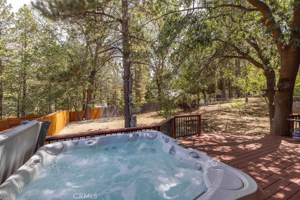 793 Knight Big Bear Lake, CA 92315