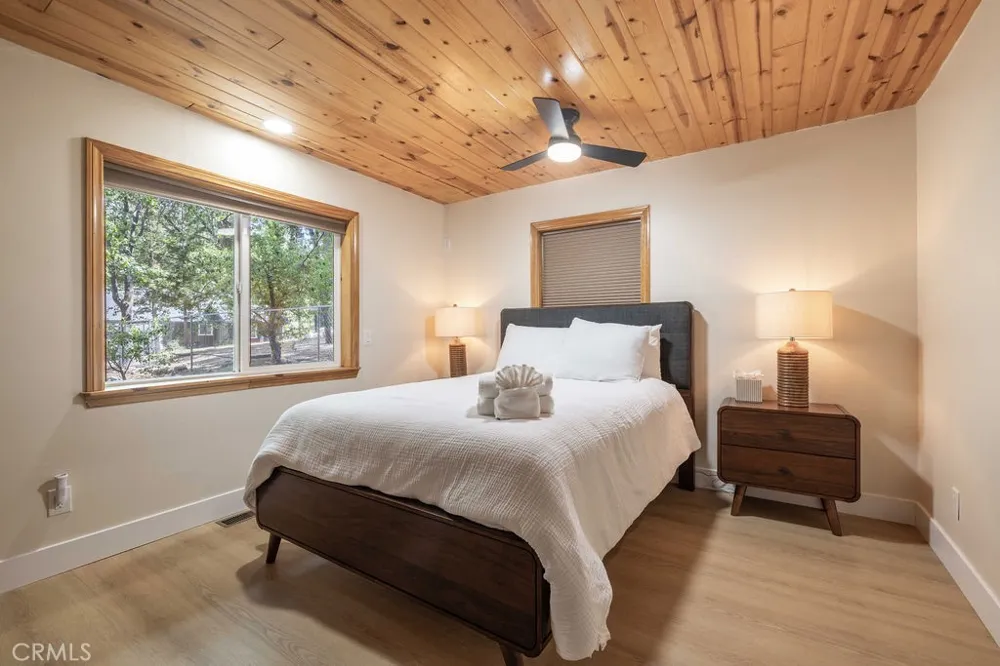 793 Knight Big Bear Lake, CA 92315