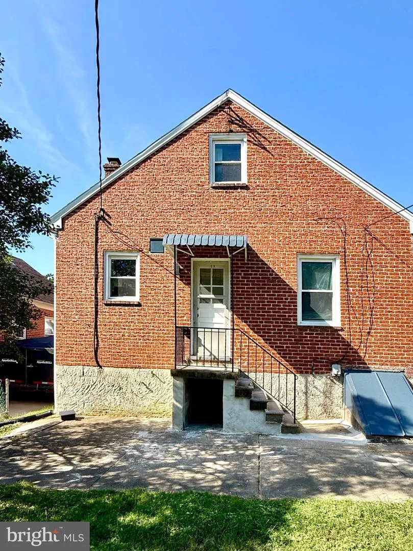 2806 EMERALD ROAD Baltimore, MD 21234