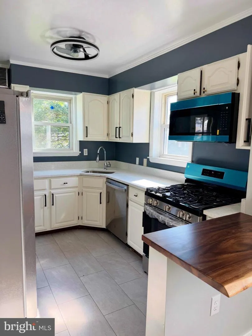 2806 EMERALD ROAD Baltimore, MD 21234