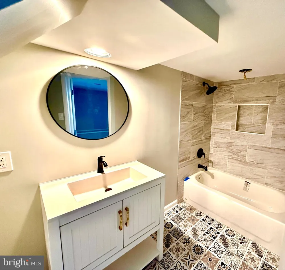 2806 EMERALD ROAD Baltimore, MD 21234