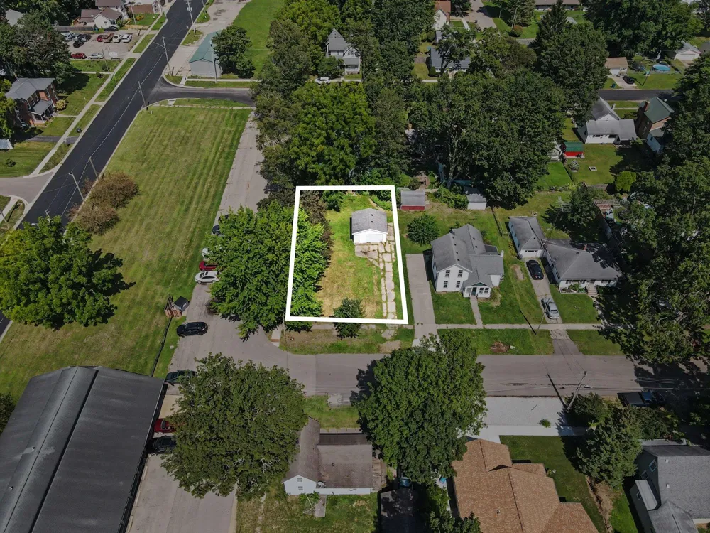 303 E State Street Vicksburg, MI 49097