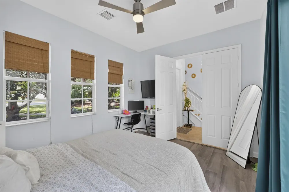 42 Stoney Drive Palm Beach Gardens, FL 33410