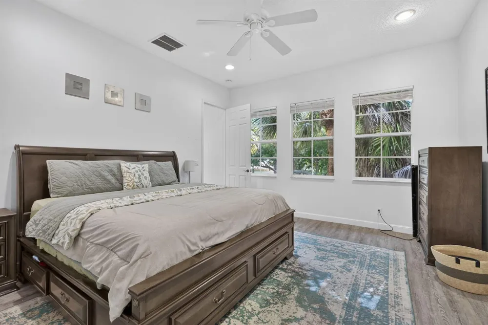 42 Stoney Drive Palm Beach Gardens, FL 33410