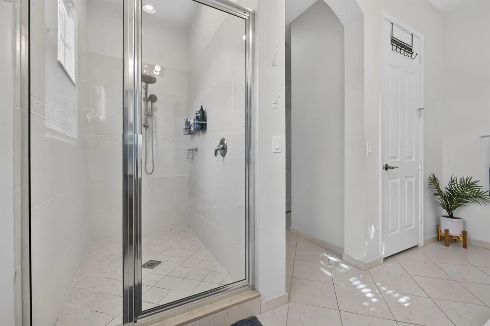 42 Stoney Drive Palm Beach Gardens, FL 33410