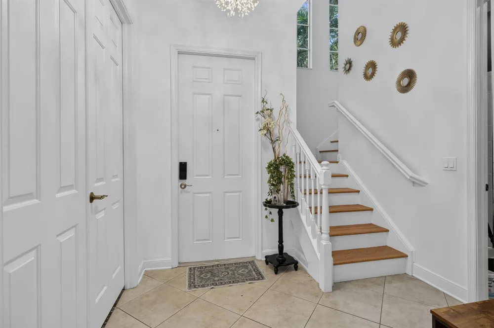 42 Stoney Drive Palm Beach Gardens, FL 33410