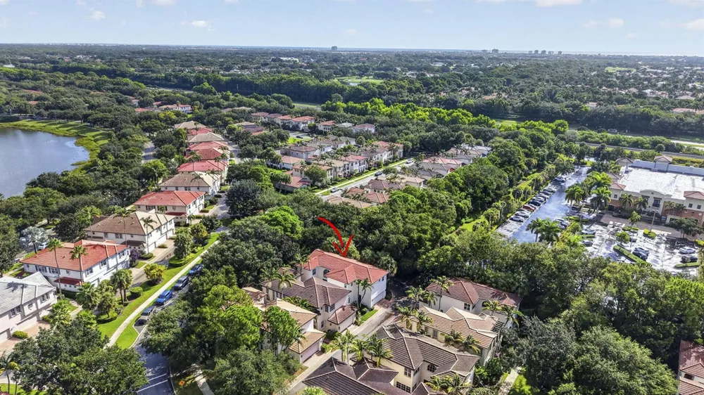 42 Stoney Drive Palm Beach Gardens, FL 33410
