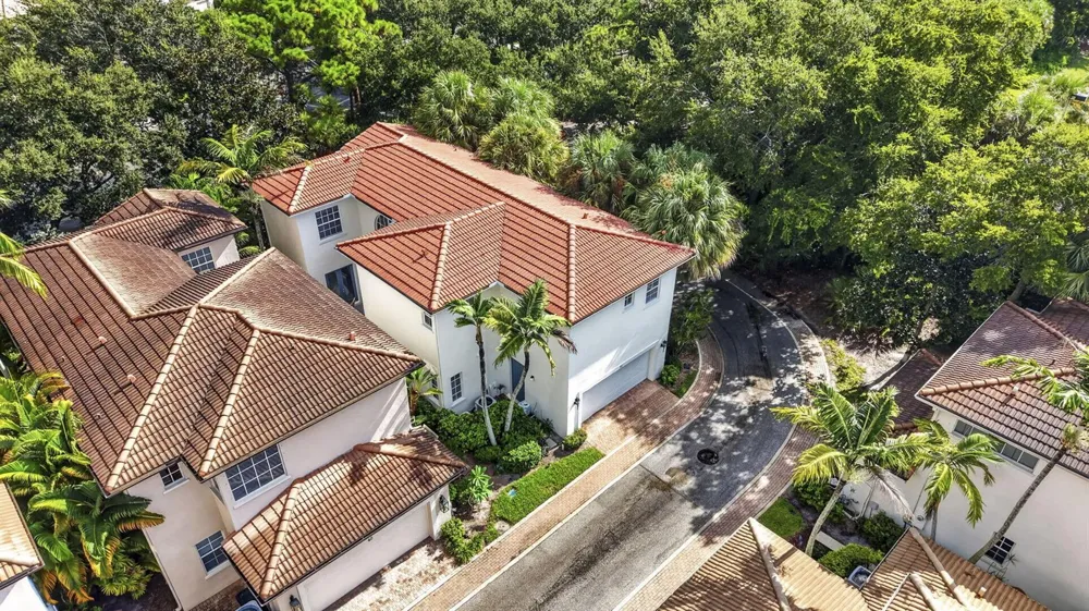 42 Stoney Drive Palm Beach Gardens, FL 33410