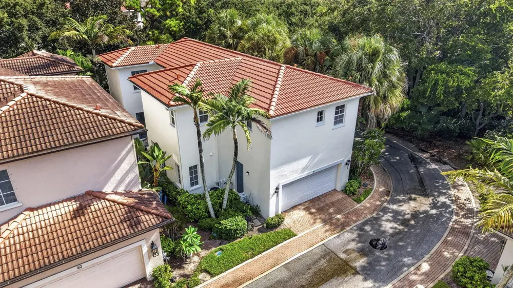 42 Stoney Drive Palm Beach Gardens, FL 33410