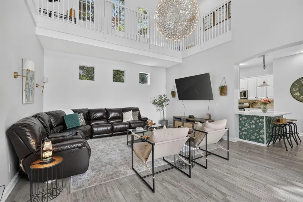 42 Stoney Drive Palm Beach Gardens, FL 33410