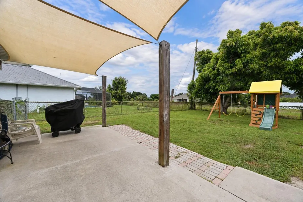 1755 SW Castinet Lane Port St. Lucie, FL 34953