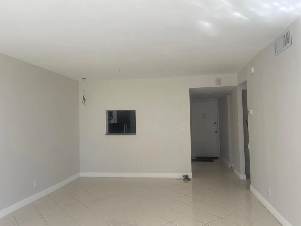 6301 University Drive #118 Tamarac, FL 33321