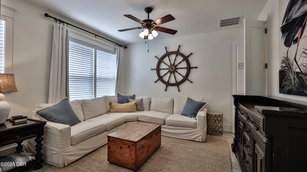 818 Ocean Avenue New Smyrna Beach, FL 32169