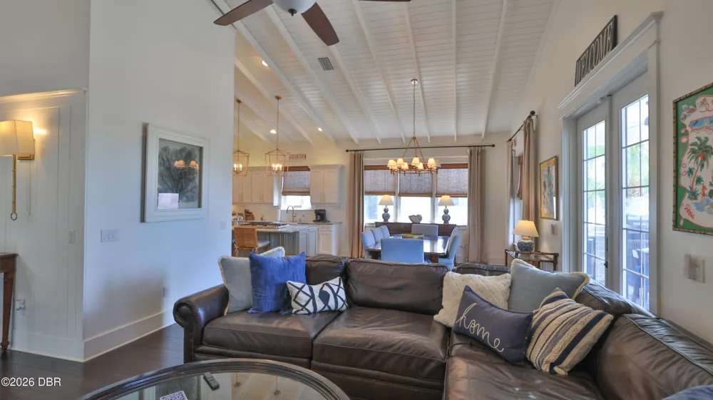 818 Ocean Avenue New Smyrna Beach, FL 32169
