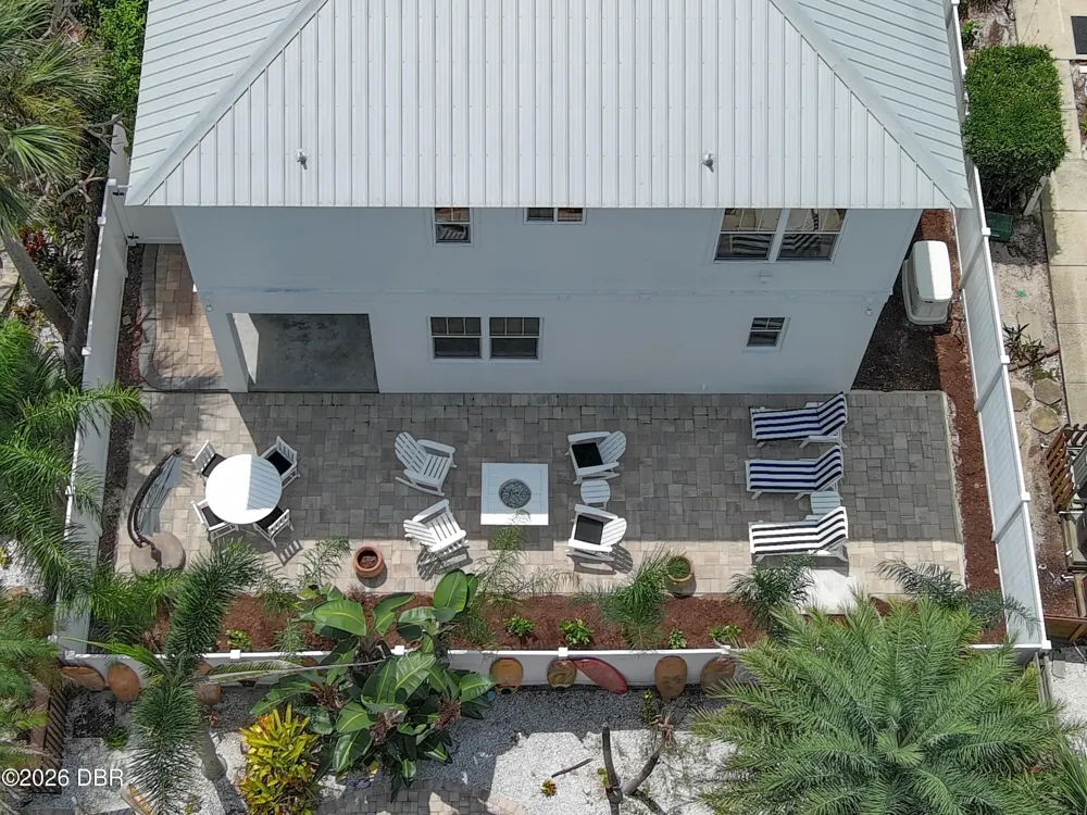 818 Ocean Avenue New Smyrna Beach, FL 32169