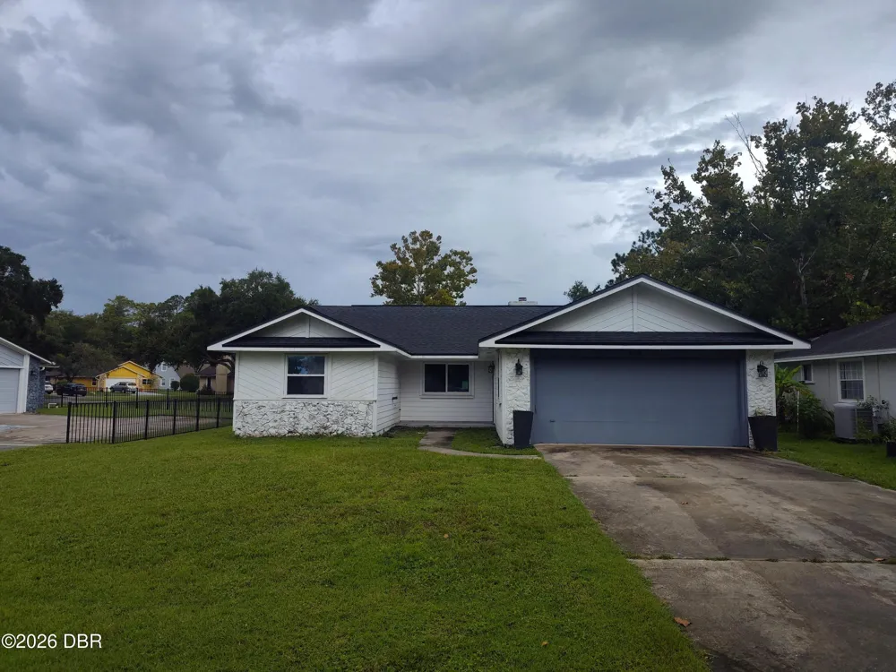 136 Muscovy Court Daytona Beach, FL 32119