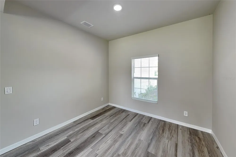 8878 BESSEMER COURT North Port, FL 34287