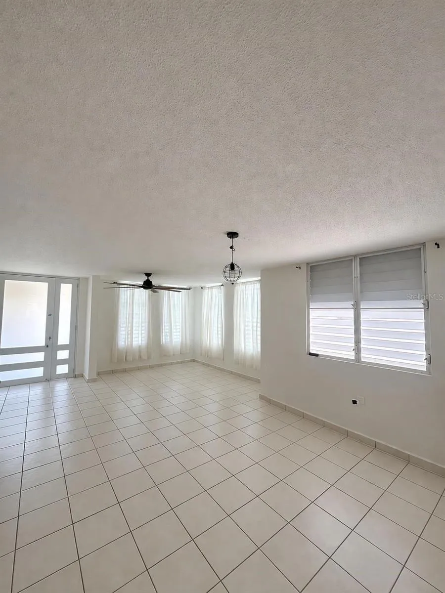 188 CASIOPEA Gurabo, PR 00778