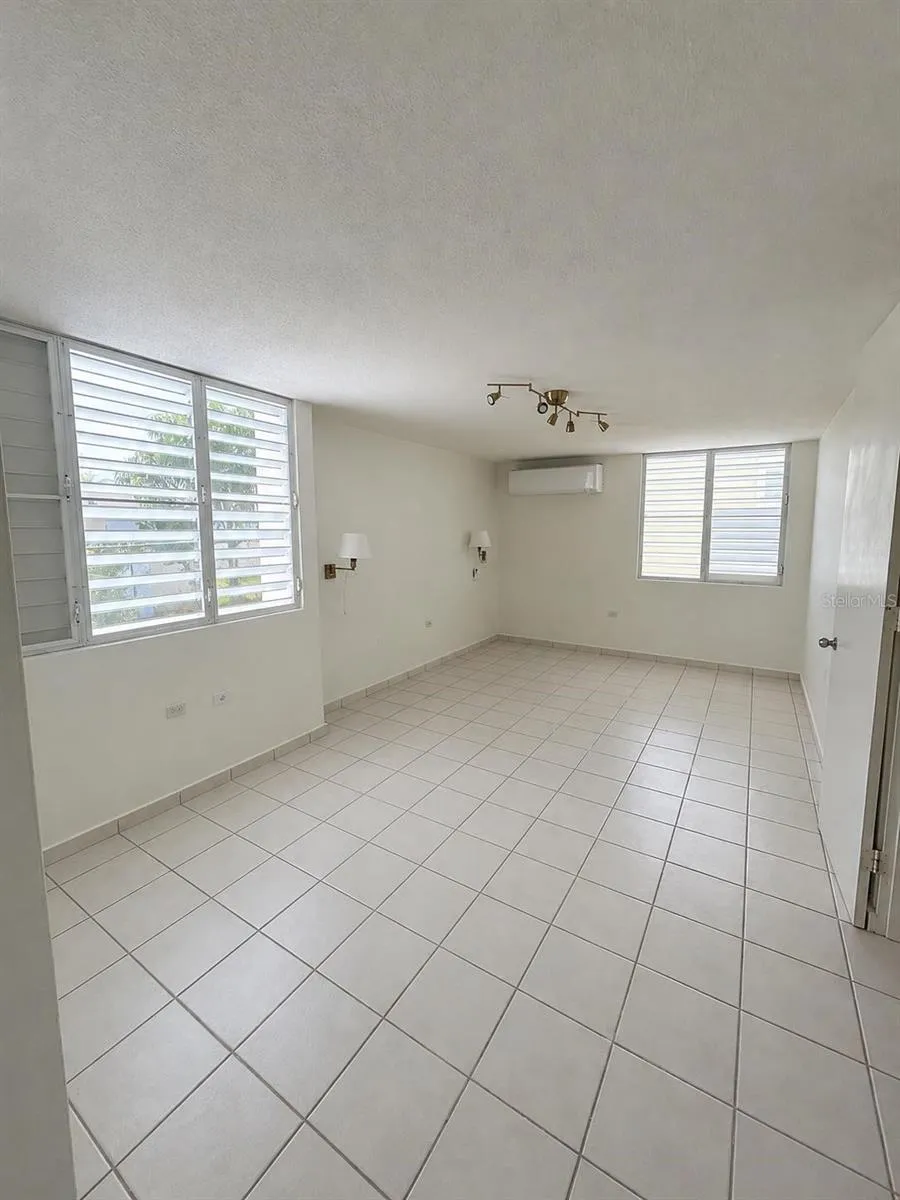 188 CASIOPEA Gurabo, PR 00778