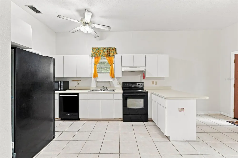 16205 PERIMETER DRIVE Brooksville, FL 34614