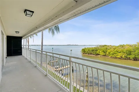 8829 BAY POINTE DRIVE #206