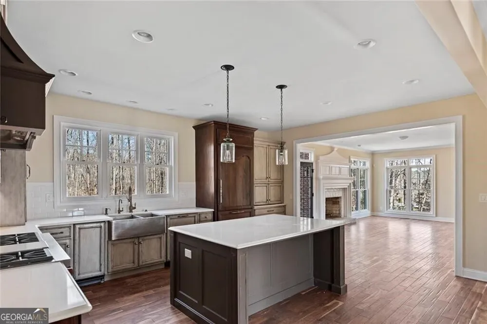 1040 Little River WAY Alpharetta, GA 30004