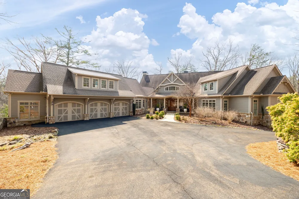 928 Black Bear TRL Jasper, GA 30143