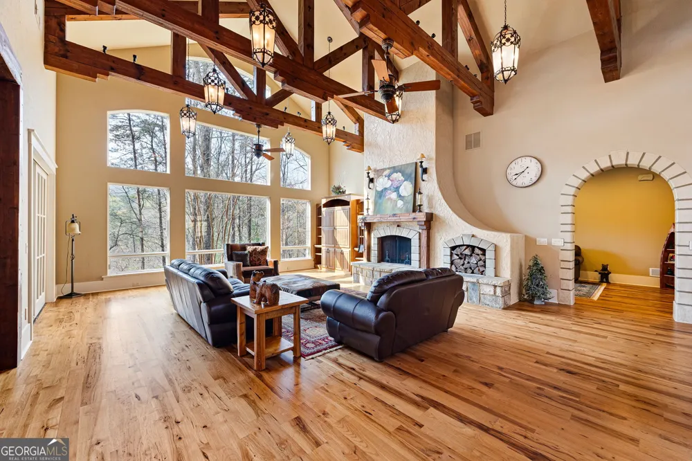 928 Black Bear TRL Jasper, GA 30143