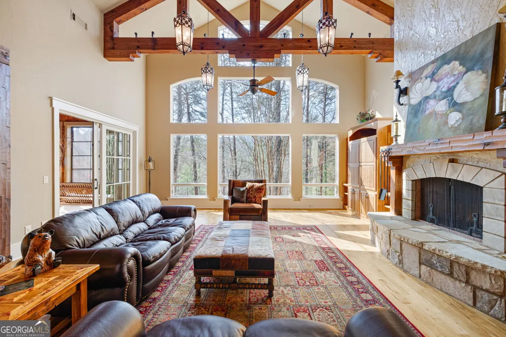 928 Black Bear TRL Jasper, GA 30143
