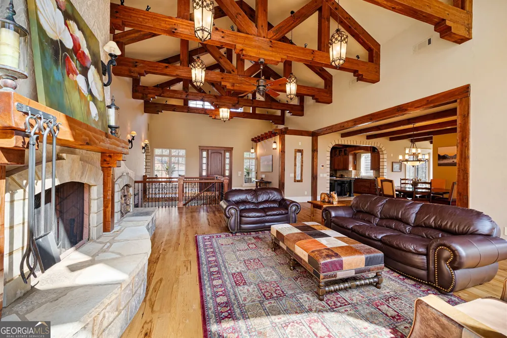 928 Black Bear TRL Jasper, GA 30143