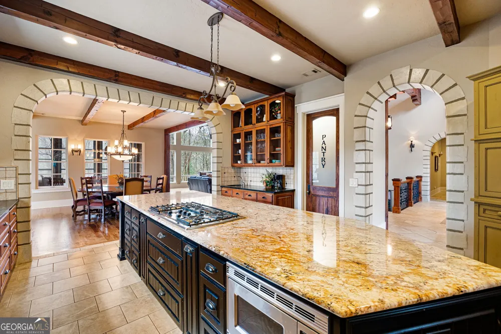 928 Black Bear TRL Jasper, GA 30143