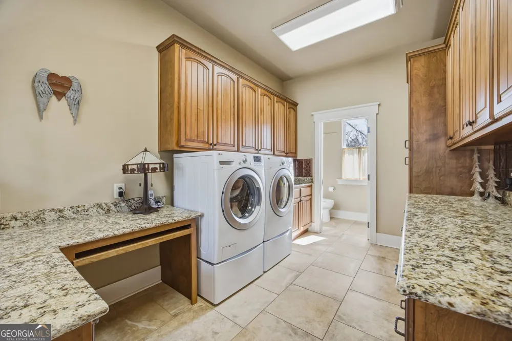 928 Black Bear TRL Jasper, GA 30143