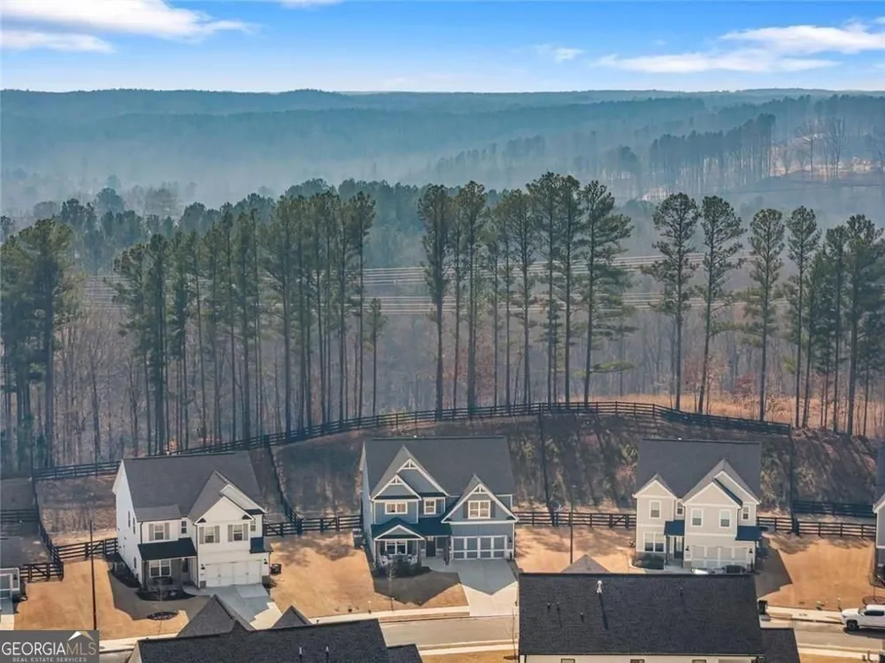 233 Mountain Ashe LN Dallas, GA 30132