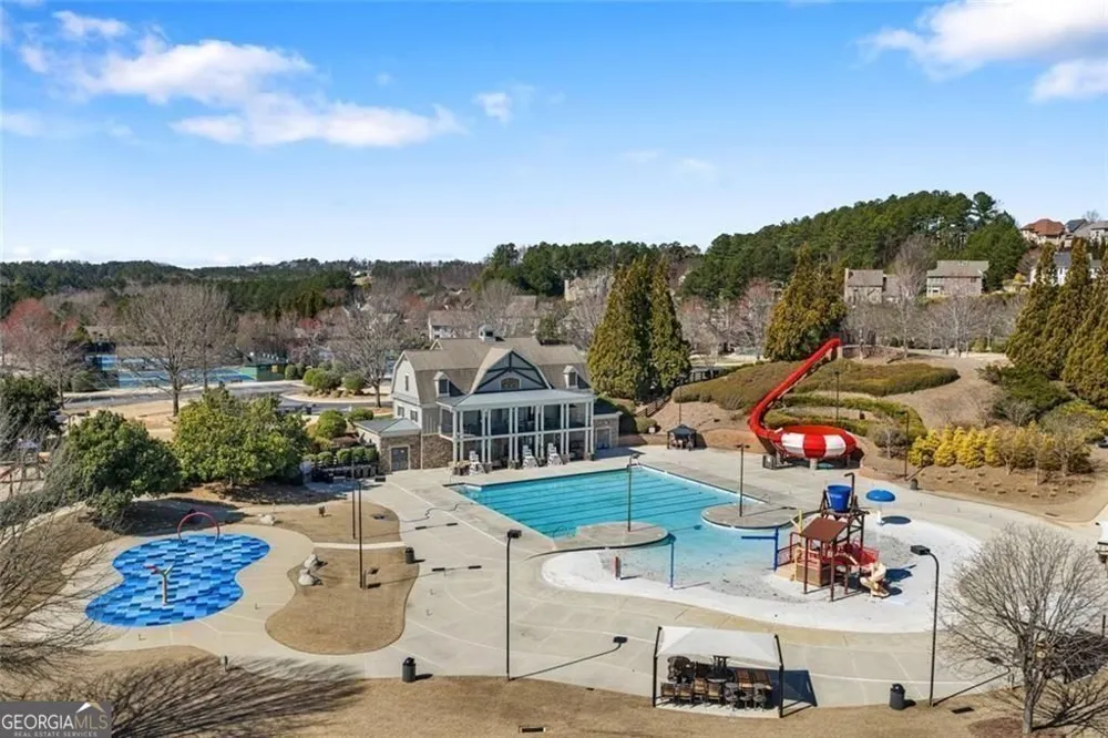 233 Mountain Ashe LN Dallas, GA 30132