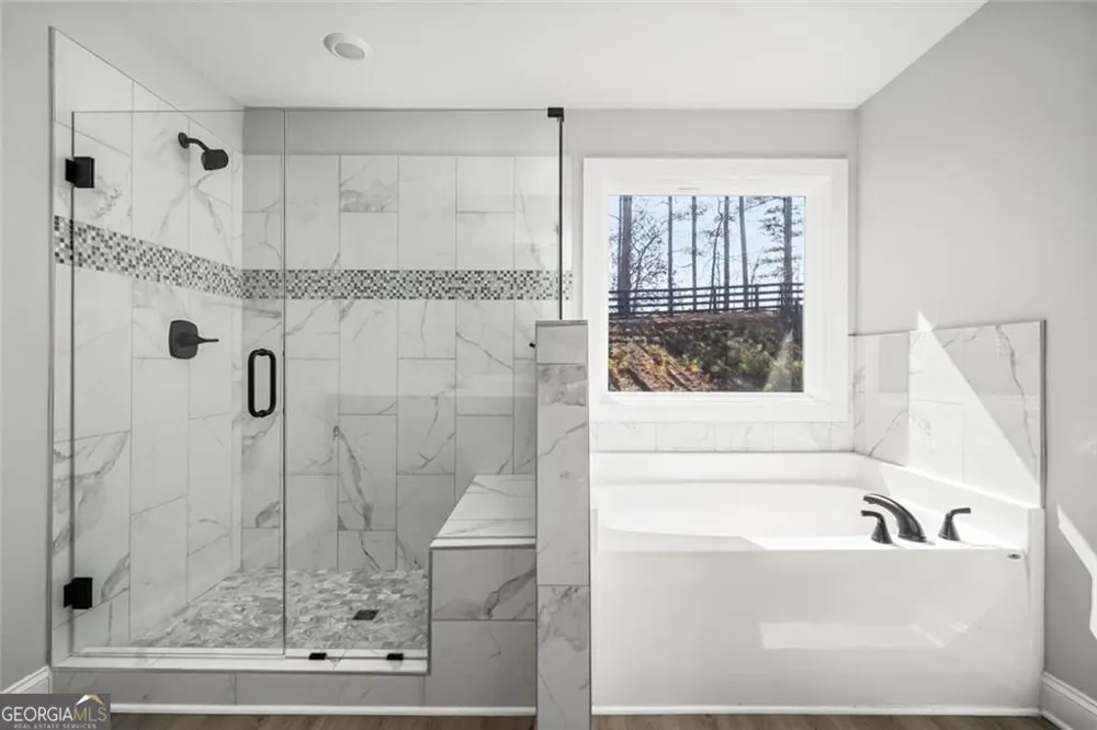 233 Mountain Ashe LN Dallas, GA 30132