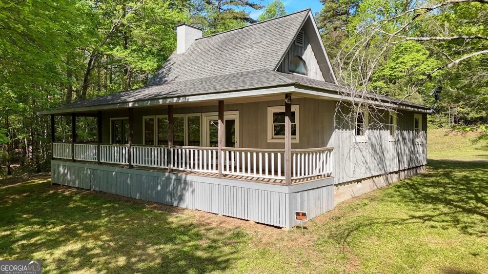 1493 Greasy Creek Road Brasstown, NC 28902