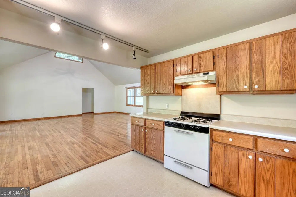 1493 Greasy Creek Road Brasstown, NC 28902