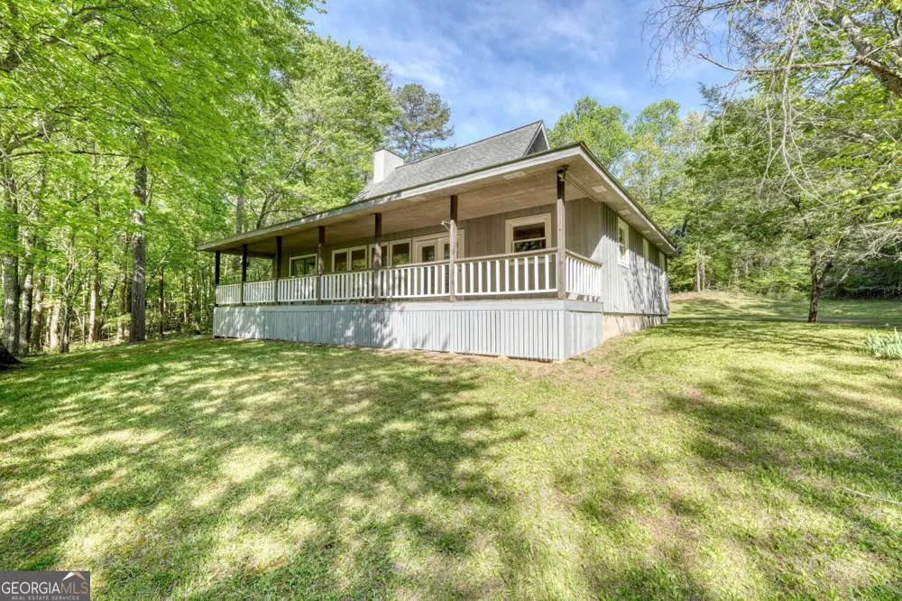 1493 Greasy Creek Road Brasstown, NC 28902